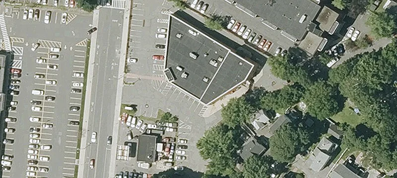897 Main St