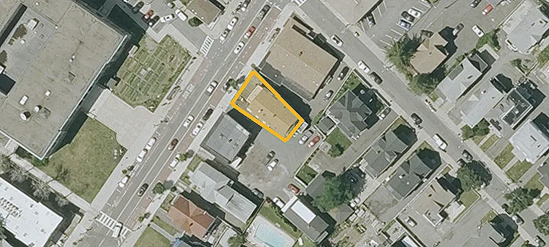 557 Broadway2c
