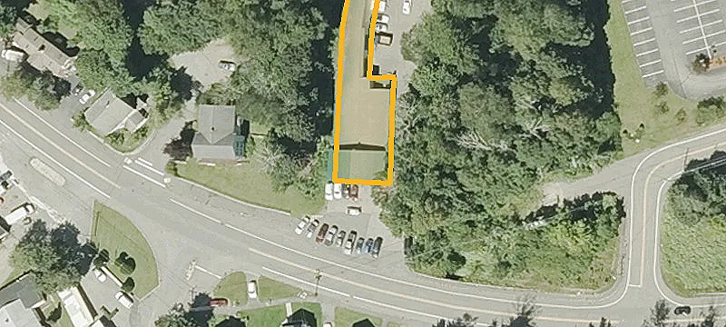 490 Main St