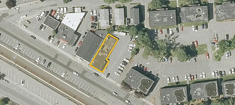 13 High St