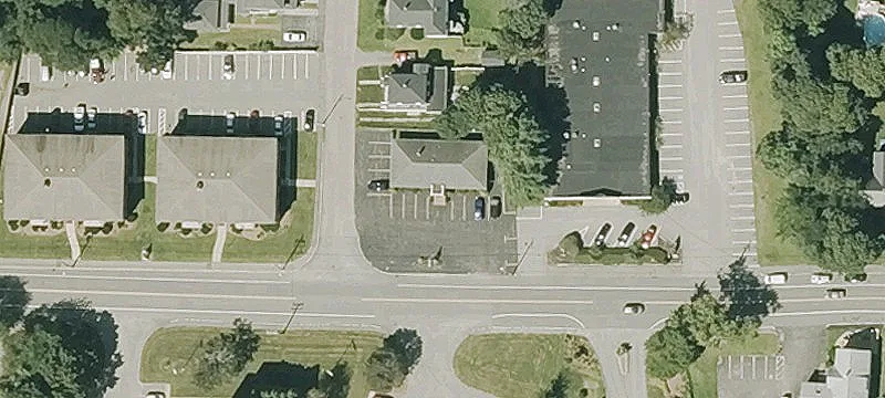 528 Broad St