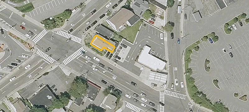 192 Bch St