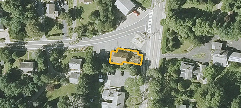 198 Old Main Rd