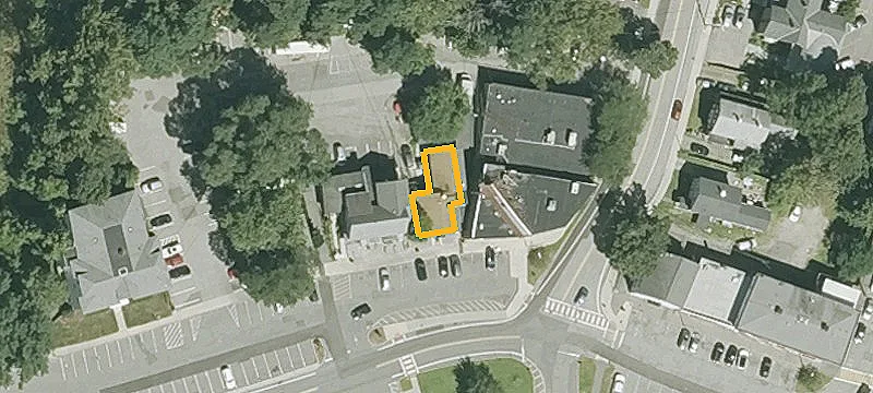 961 Worcester Rd