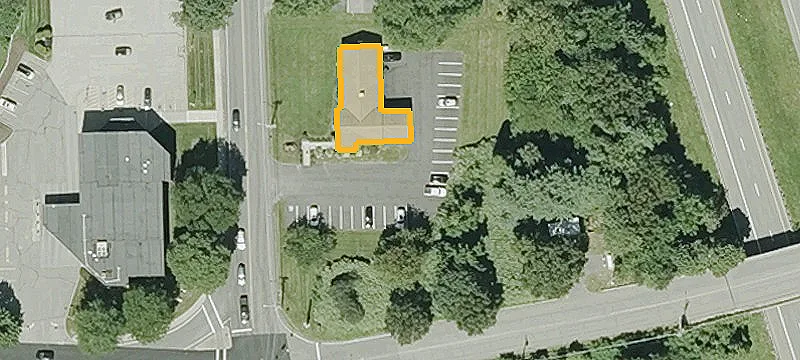 135 Thompson Rd