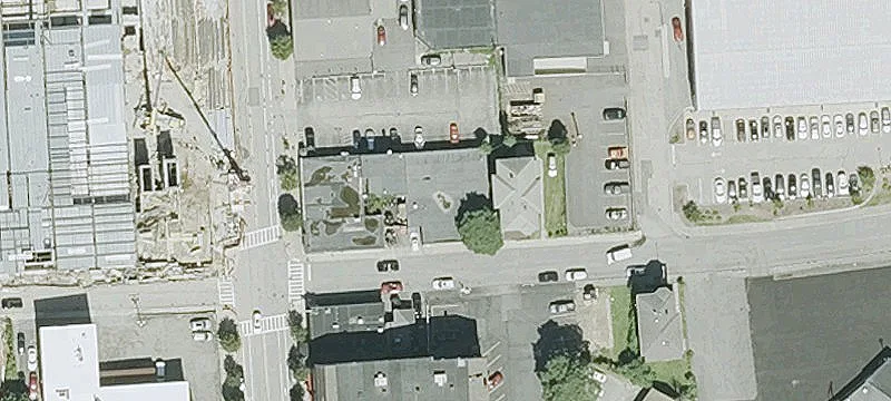 6 Pond St