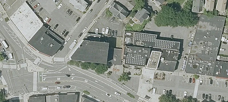 65 Un Sq