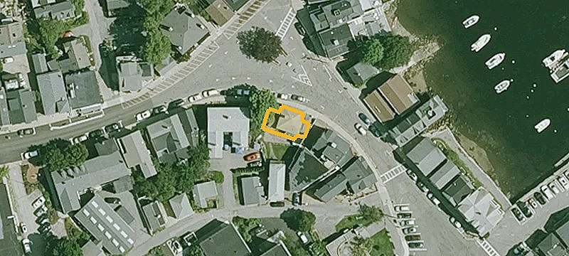 8 Dock Sq, Unit 1