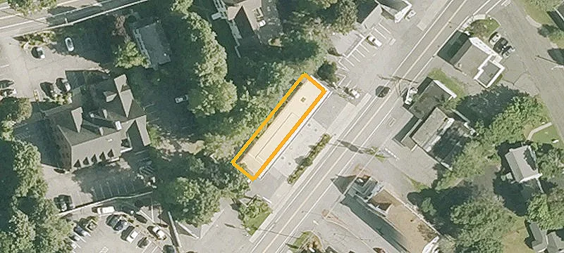 22 Maple Ave