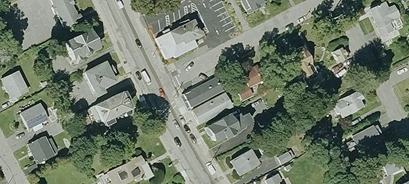 1041 Main St