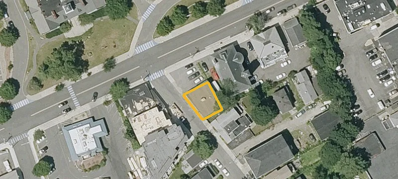 44 Pauline St
