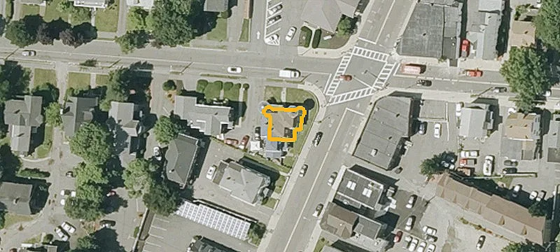 6 Emerson St