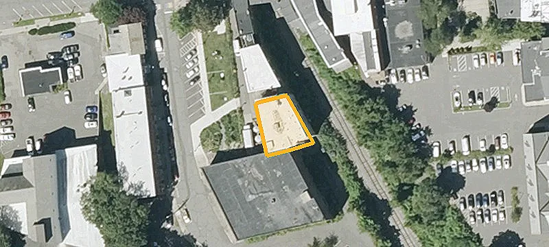 10 Fiske Ave
