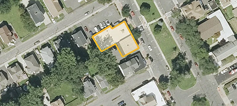 243 Elm St