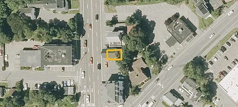948 Main St
