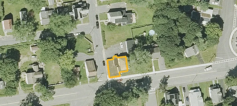 443 Parker St