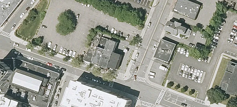 30 Chestnut St