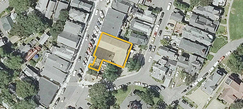 46 Circuit Ave
