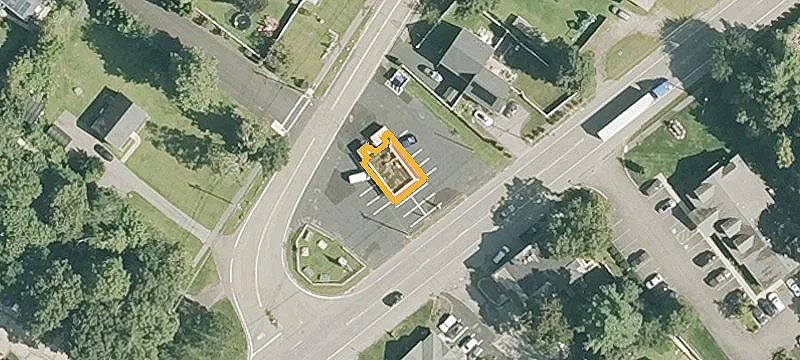 14 Main St