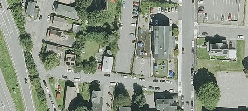 9 Newport St