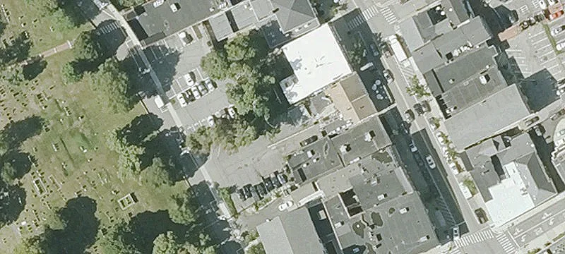 30 Main St