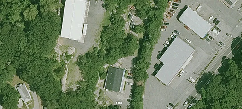 4 Old County Rd