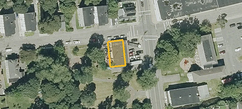 383 Warren Ave