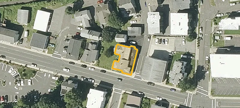 325 Frnt St