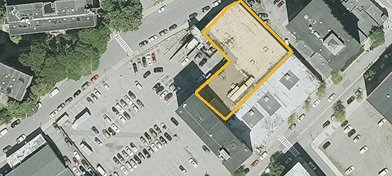 662 Main St