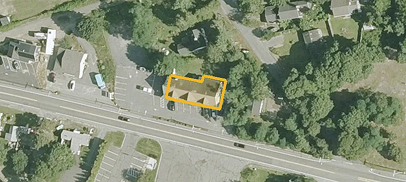 882 Main St