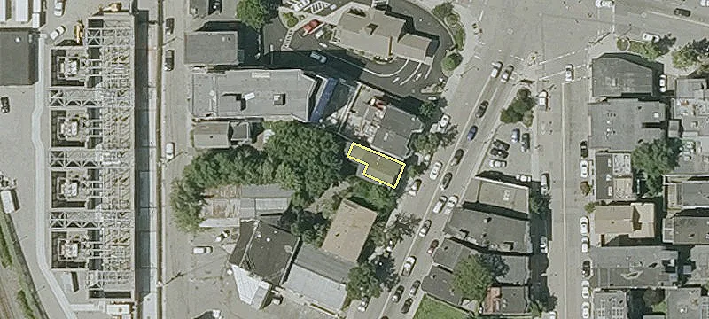 13-13A Boston St