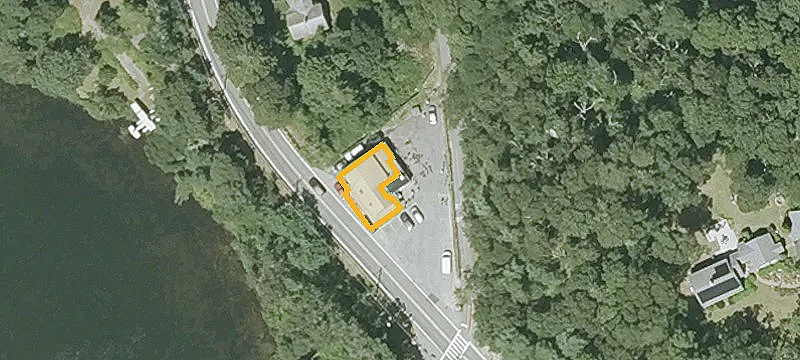 403 Pleasant Lk Ave