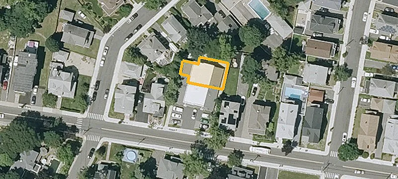 225 Pleasant St