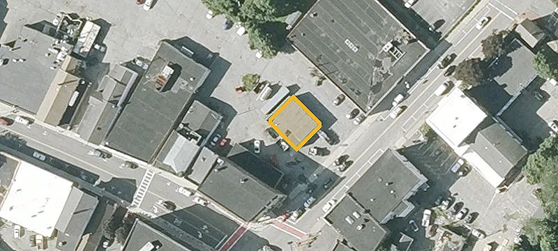 22 Main St