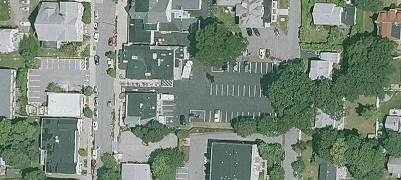 12 Lexington Ave