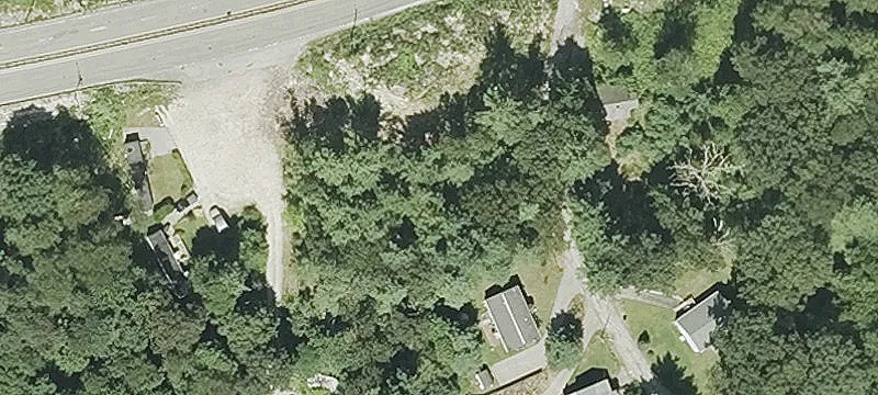 2 Oak St