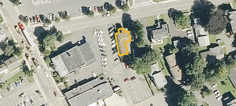 6 High St