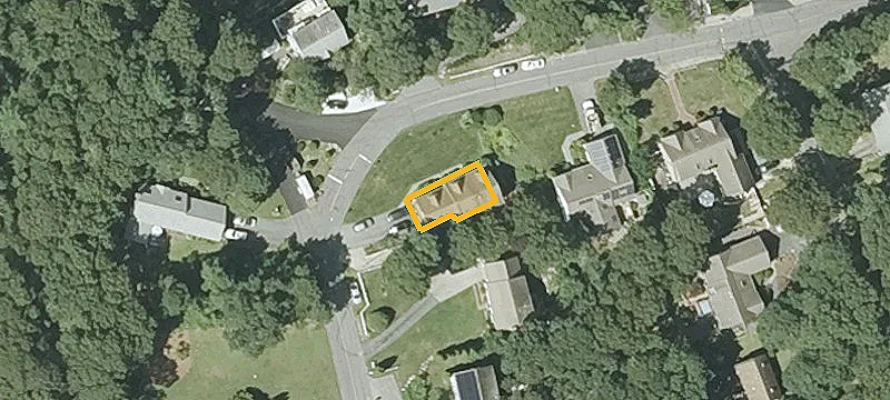 118 James Cir