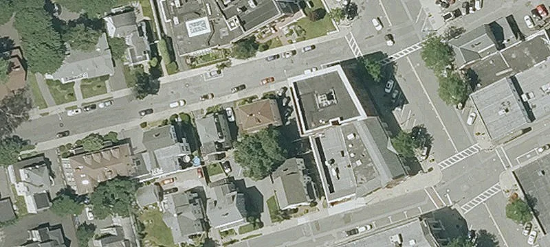 4 Avon St