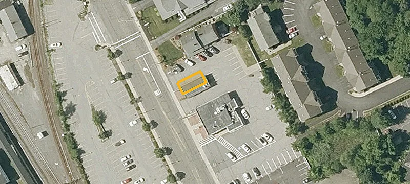386 Main St