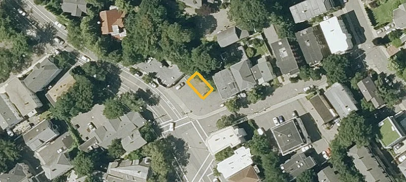 230 Cypress St