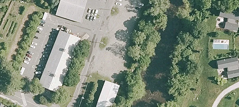 16 Riv St
