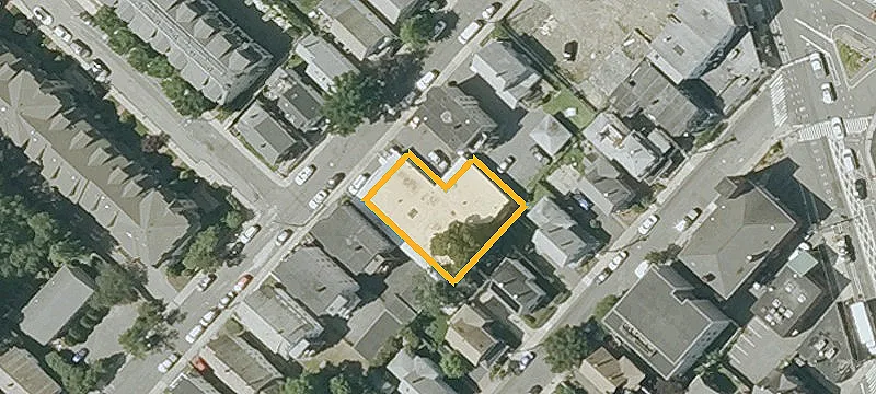 16 Clarendon Ave