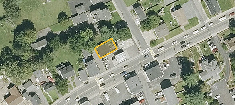 124 Main St