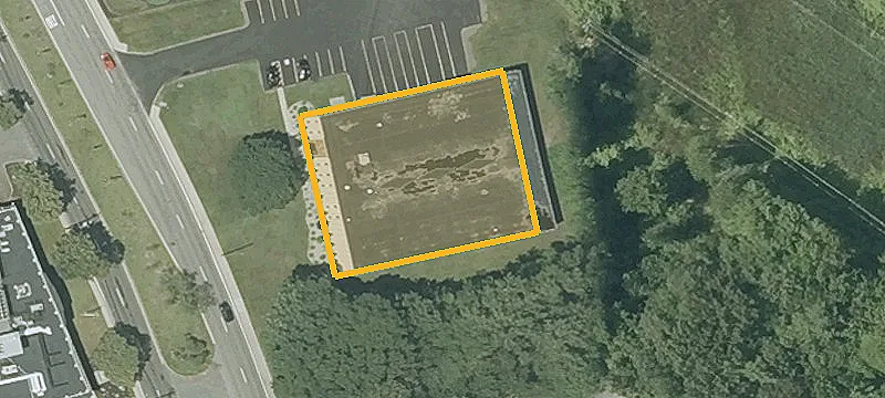 39 Commerce Way