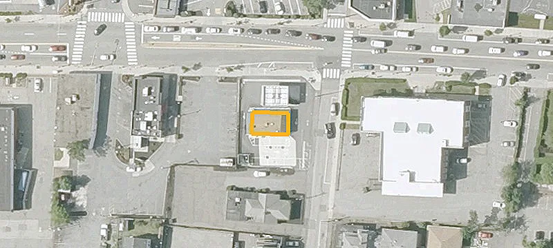 790 Main St