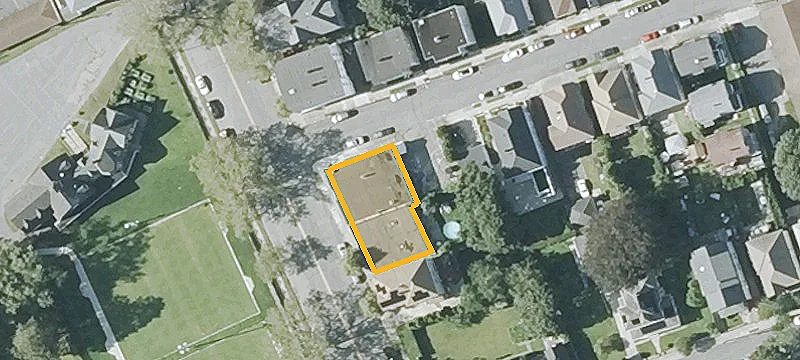 576 Brock Ave, Unit 582