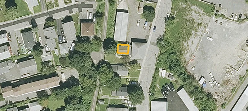 25 Pond St