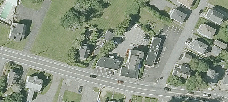 15 Main St