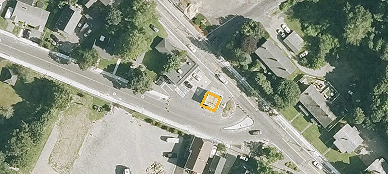 2 Main St